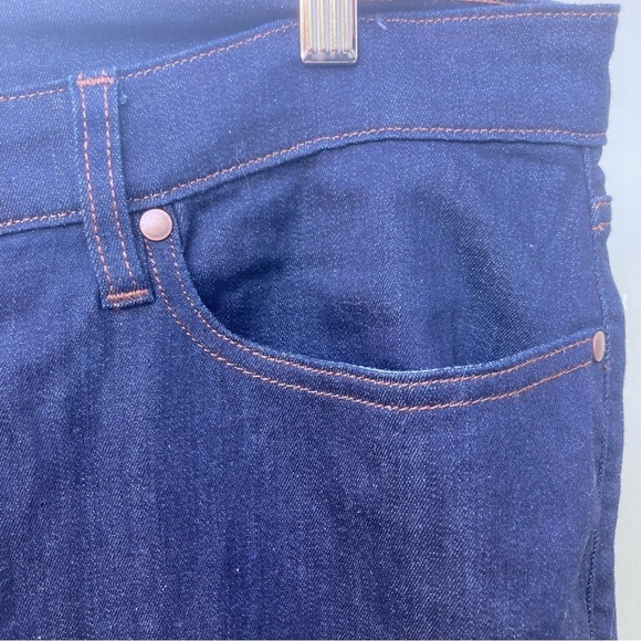 EILEEN FISHER Sz 14 Dark Wash 5 Pockets Tapered Leg High Waisted Jeans NWOT - Picture 3 of 9